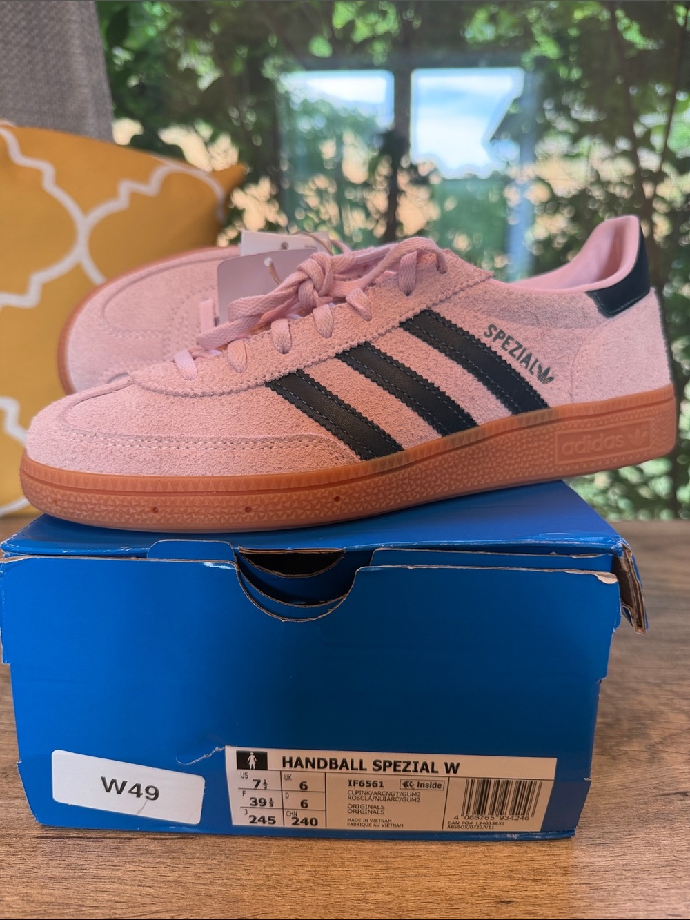 adidas Pink Suede Handball Spezial with Black Stripes Size 7.5